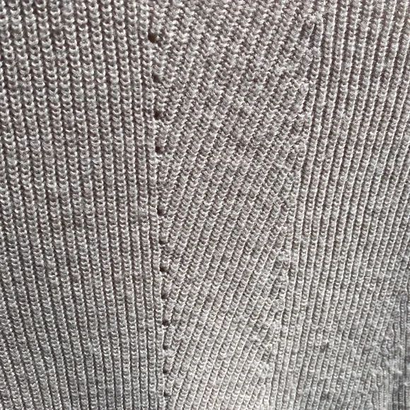 🌹Ann Taylor Factory Sweater - Picture 4 of 5